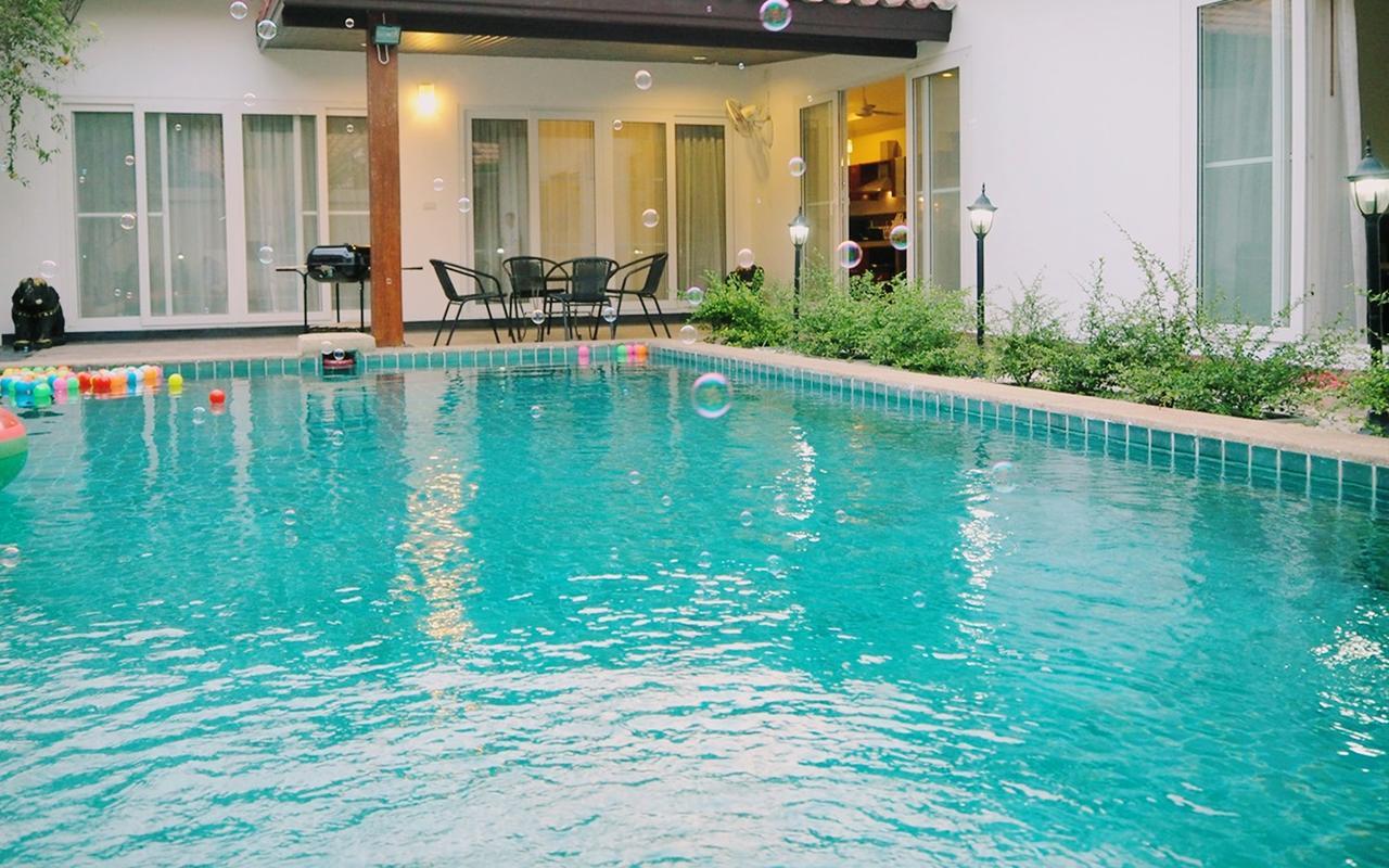 The Beach Pool Villa Pattaya Esterno foto